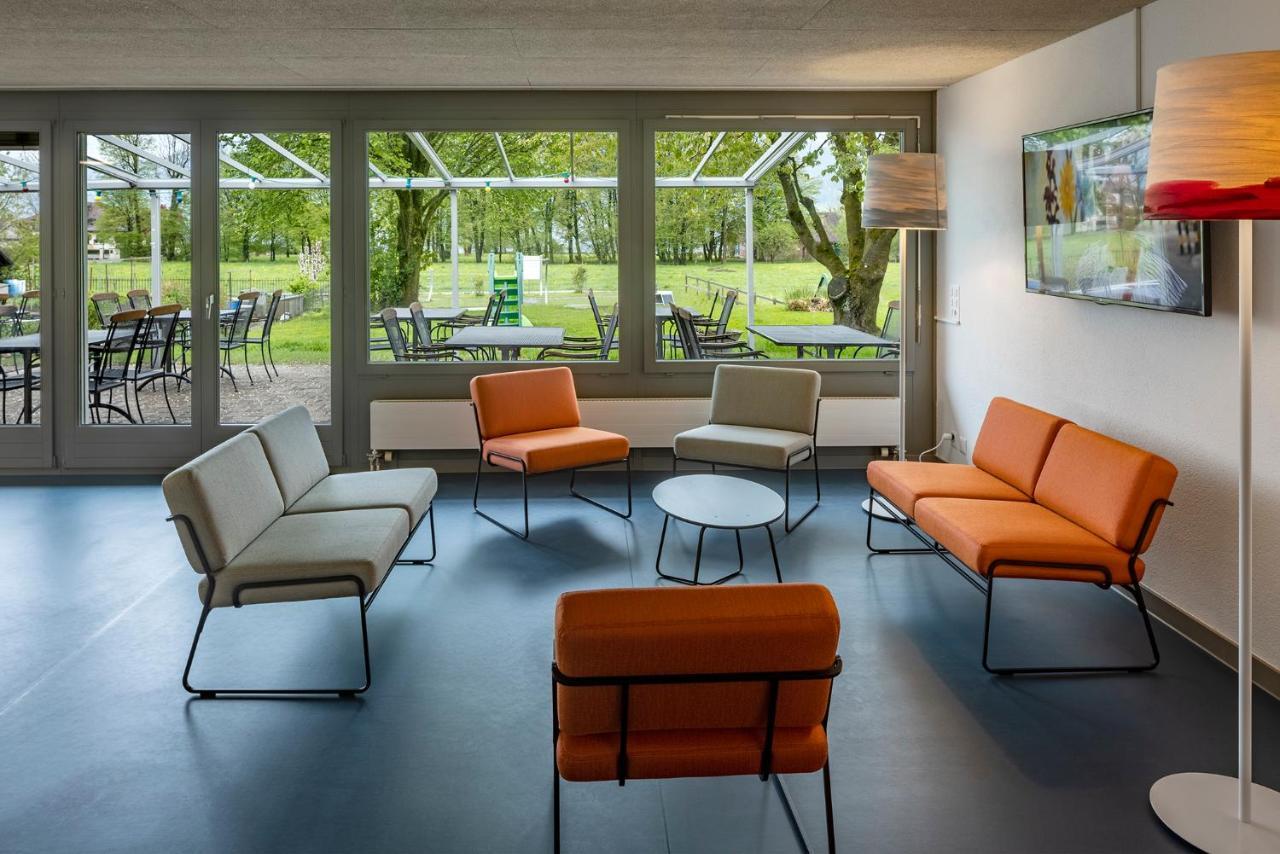 Rapperswil-Jona Youth Hostel Buitenkant foto